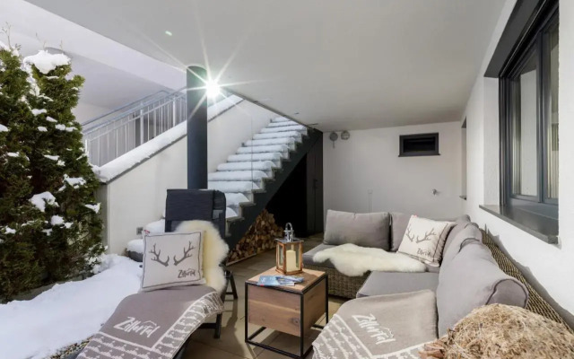 Van's Place, Luxury Apartment