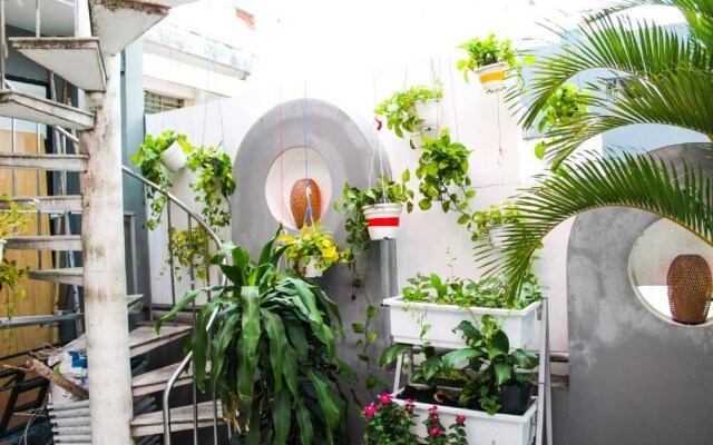 The Like Hostel & Cafe