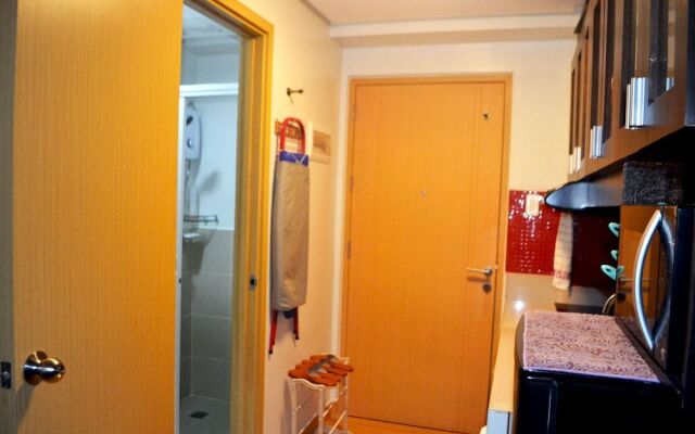 Charming Couples Condo