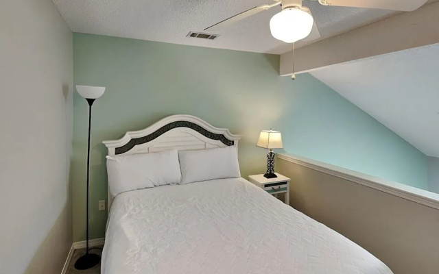 Caribbean Dunes by Destin Getaways