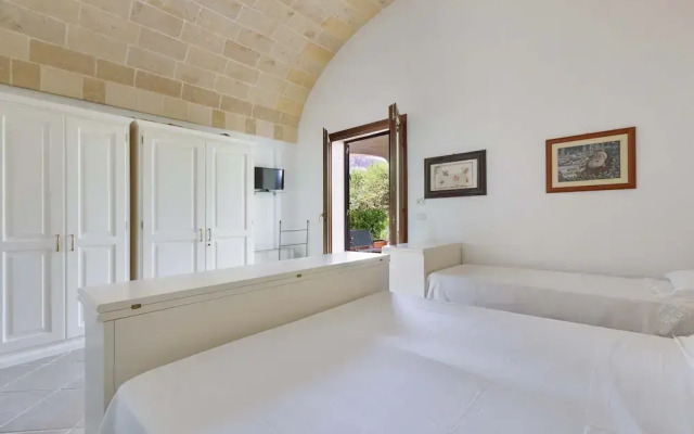 3005 Dimora Donn`anna - Mono 1 by Barbarhouse