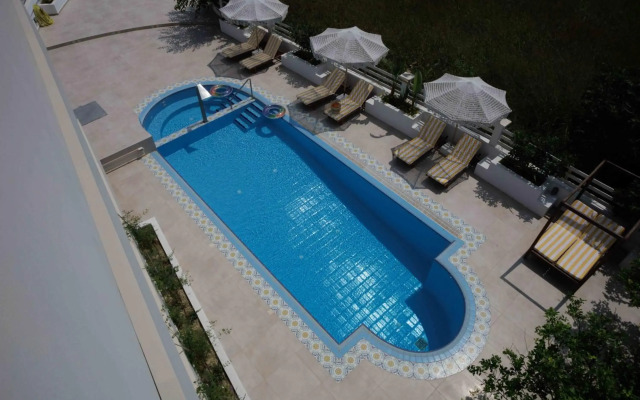 Maggana Residence
