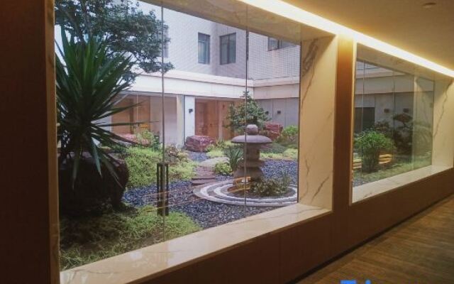 QIANDONGHOTEL