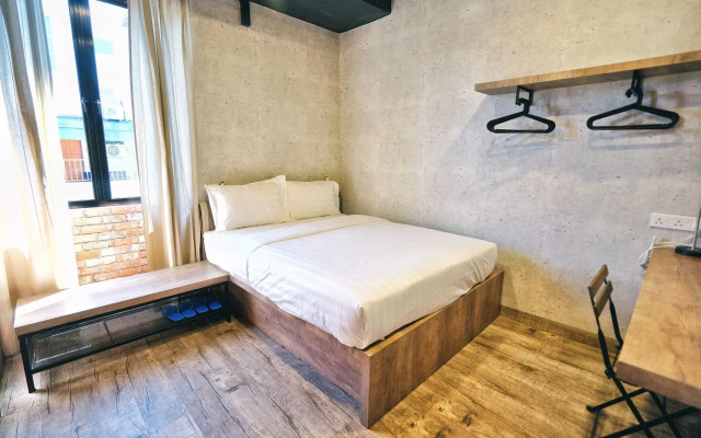 Cube Bed Station - Hostel