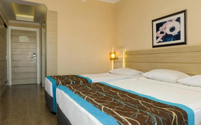 Kaila Beach Hotel - All Inclusive