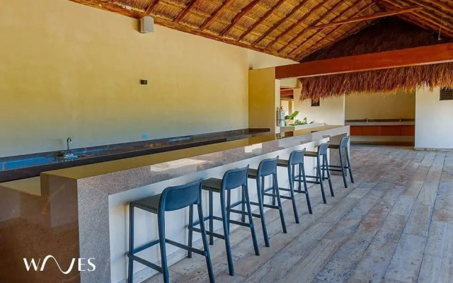 2 Br Roof w Infinity Pool Jacuzzi Spacious