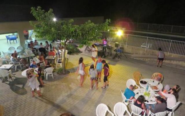 Camping la Rouviere les Pins