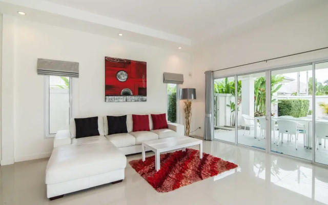 Hua Hin Pool Villa with 4 Bedrooms L50