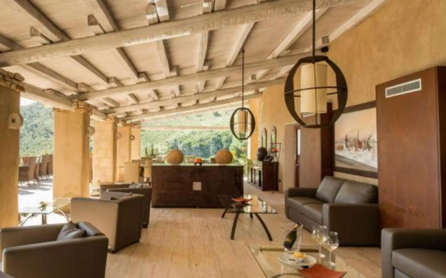 Araja Villa & Suite