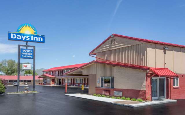 Days Inn by Wyndham Elko