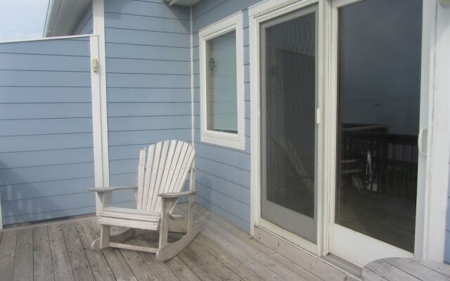 Sw 14 Shell Shack 1 Bedroom Condo by RedAwning