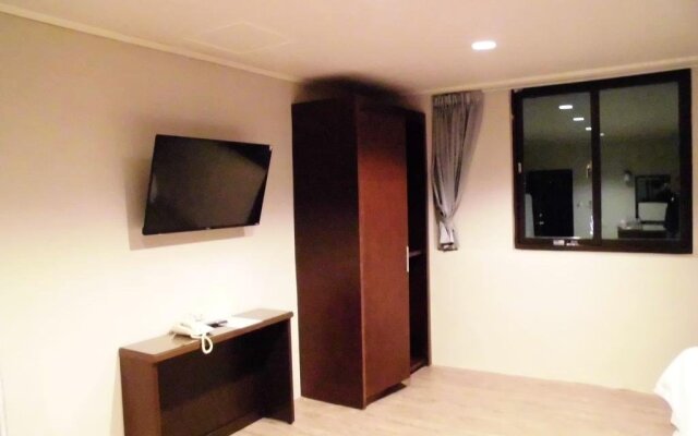 Xin Yue Hotel