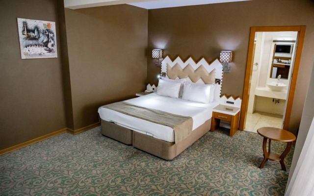 Selcuk Hotel Sems-i Tebrizi