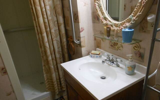 Bear House Bed and Breakfast