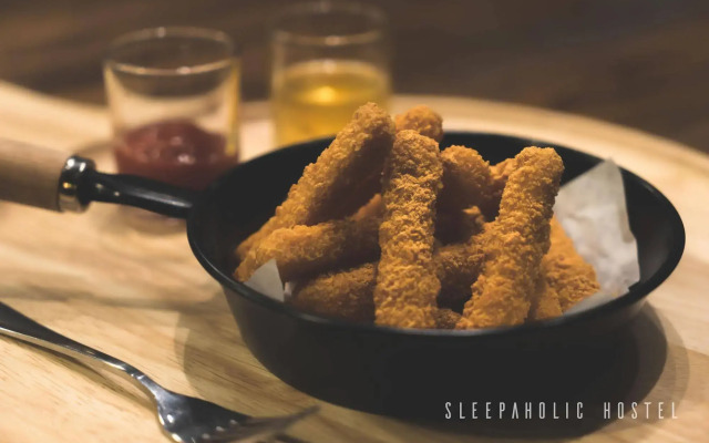 Sleepaholic Hostel