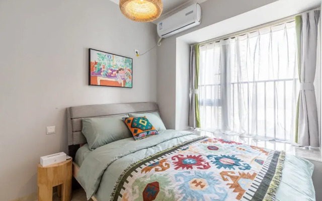 Locals Boutique Apartment WanzaiCEC No.6