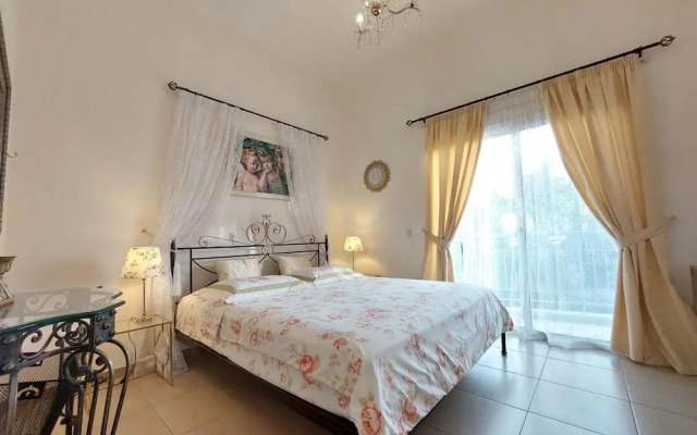 Latchi Aria Villa in Latchi