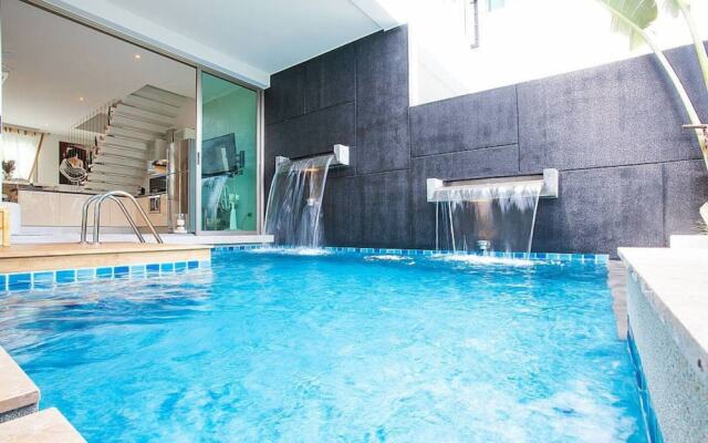 Beach Front Boutique Villa by Holiplanet