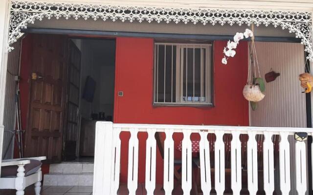 Les Anones