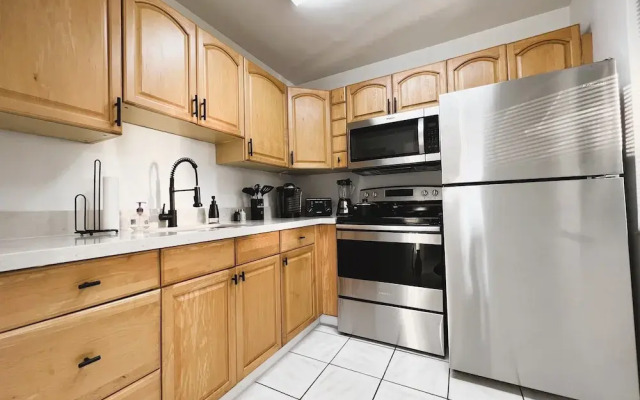 Pompano Beach Delight Retreat 5' Beach