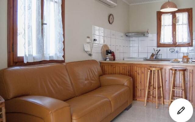 Villa Delphia One Bedroom Traditional House