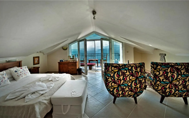 Ece Hotel Sovalye Island