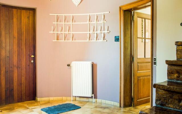 Appealing villa in Bièvre with garden