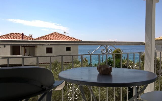 Amaranthos Skiathos View
