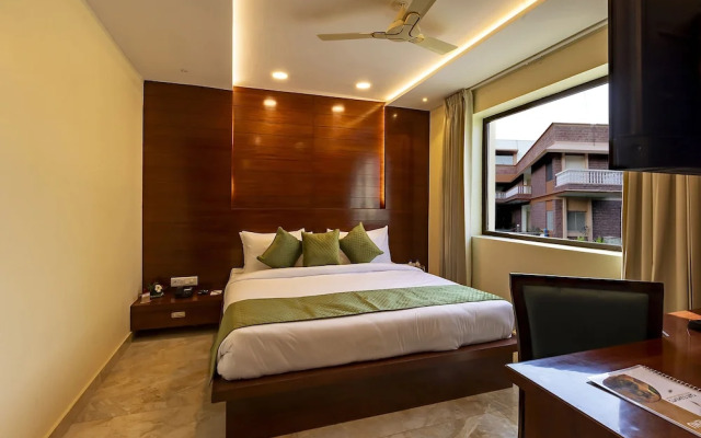 Five Elements Hotels Mertiya Residency