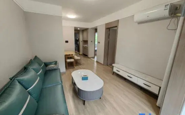 Rongcheng Zehui Apartment (Juxian Garden Branch)