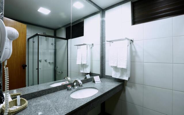 Crystal Plaza Hotel