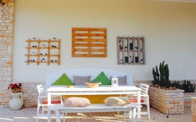 Gli Allori - Fuga dalla Città