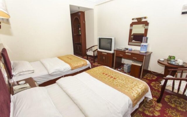 Qujing Desheng Hotel