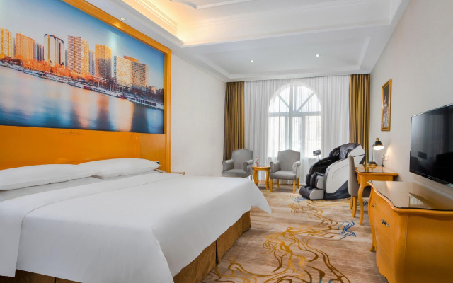Vienna Hotel Shenzhen Longgang Dayun Center Branch