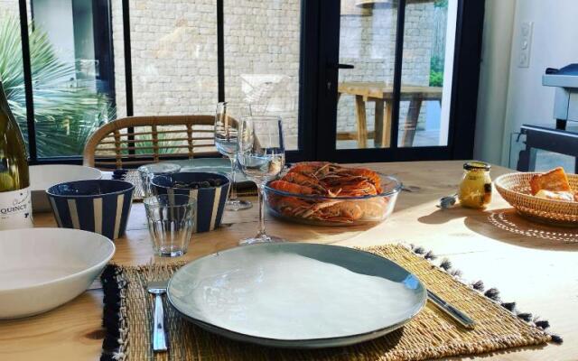 Belle villa rétaise 4 étoiles avec piscine chauffée