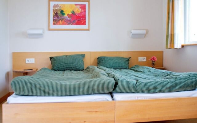 8 Person Holiday Home in HOK