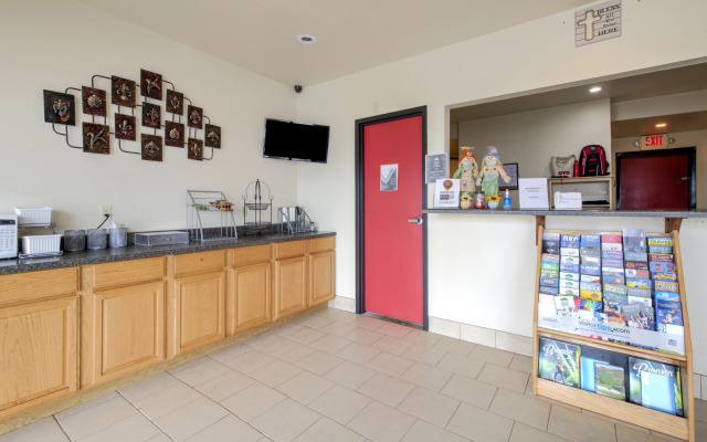 OYO Hotel McAlester Hwy 69 OK