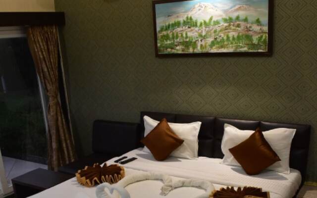 Greenland Resort