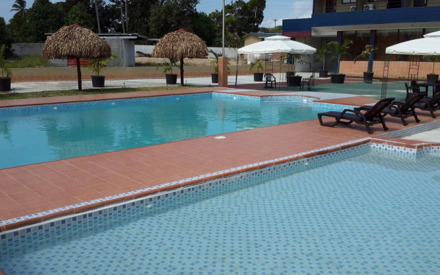 Express Inn Coronado Hotel & Camping