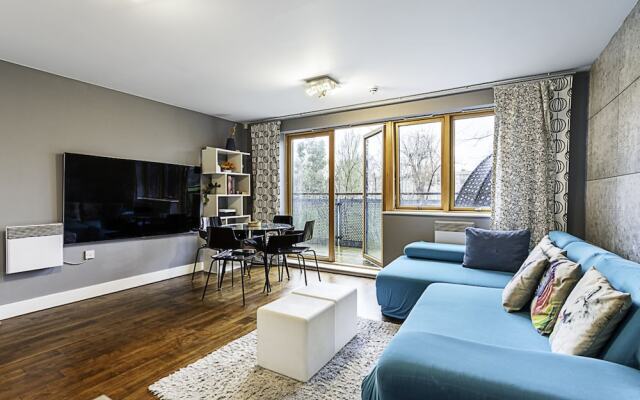 Modern 2-bed Flat, Bethnal Green