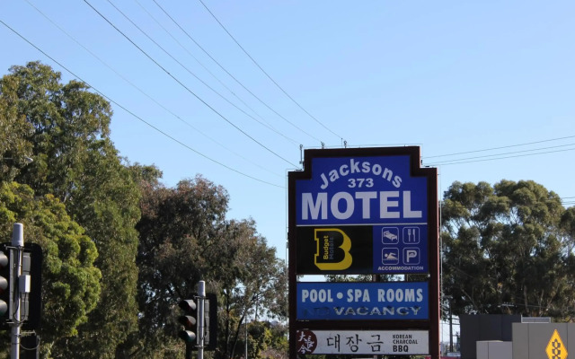 Jacksons Motor Inn