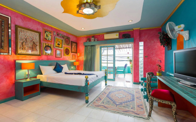 Barefoot Hotel Kalim Beach Front