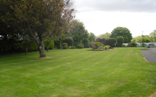 The Horse and Hound Hotel