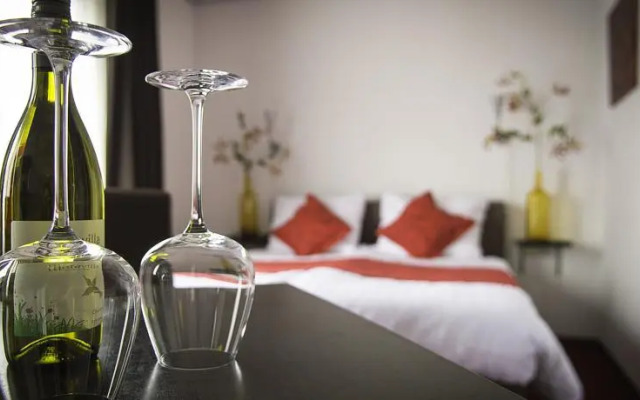 Rumors Hotel Bar & Cuisine