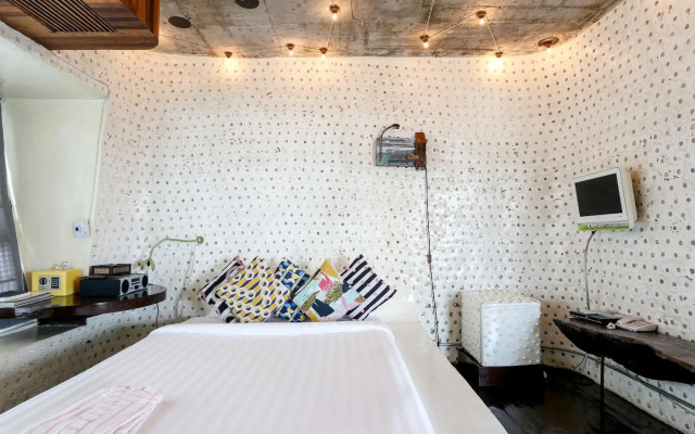 Mo Rooms