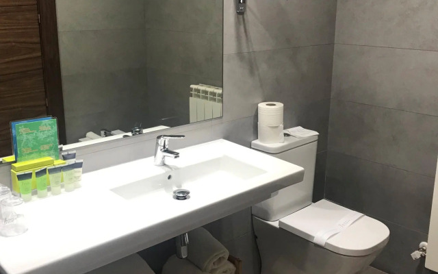 Hotel Silken Rona Dalba