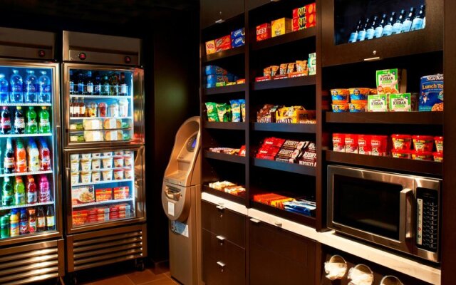 Courtyard Cleveland Airport South