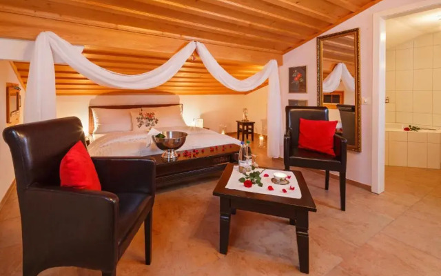 Griesalp Hotels
