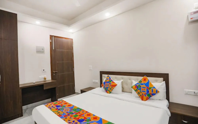 Fabhotel Signature Inn I