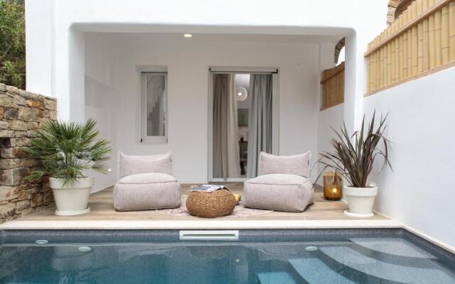 Sunday Luxury Suites Naxos
